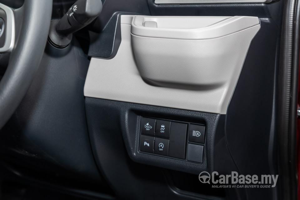 Toyota Veloz W101 (2022) Interior