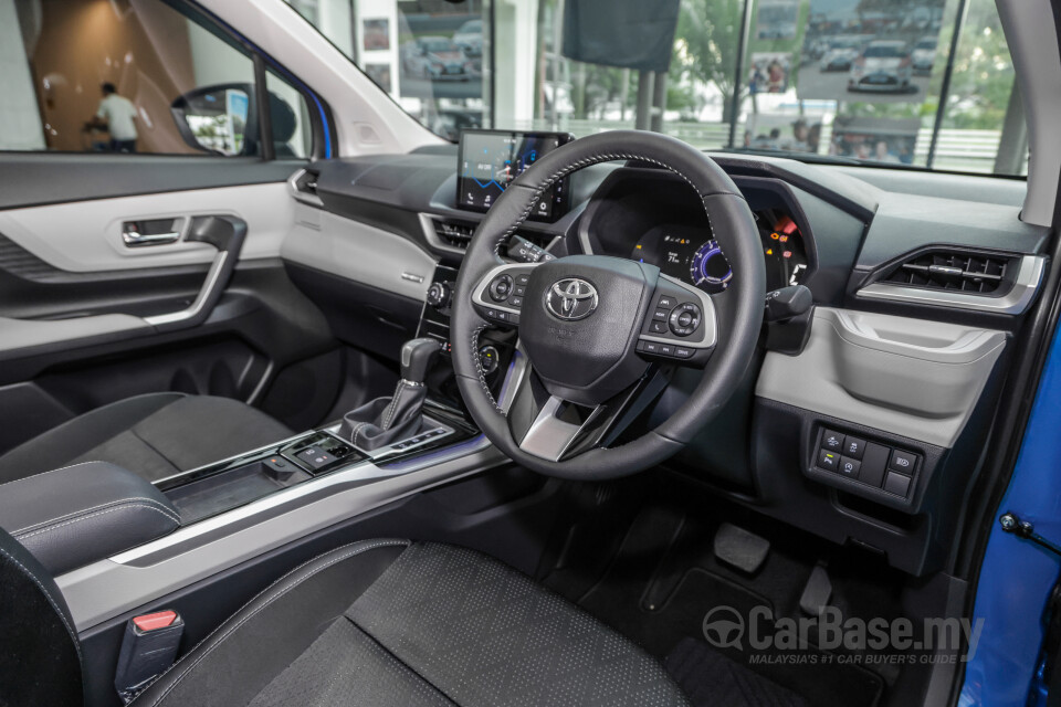 Toyota Veloz W101 (2022) Interior
