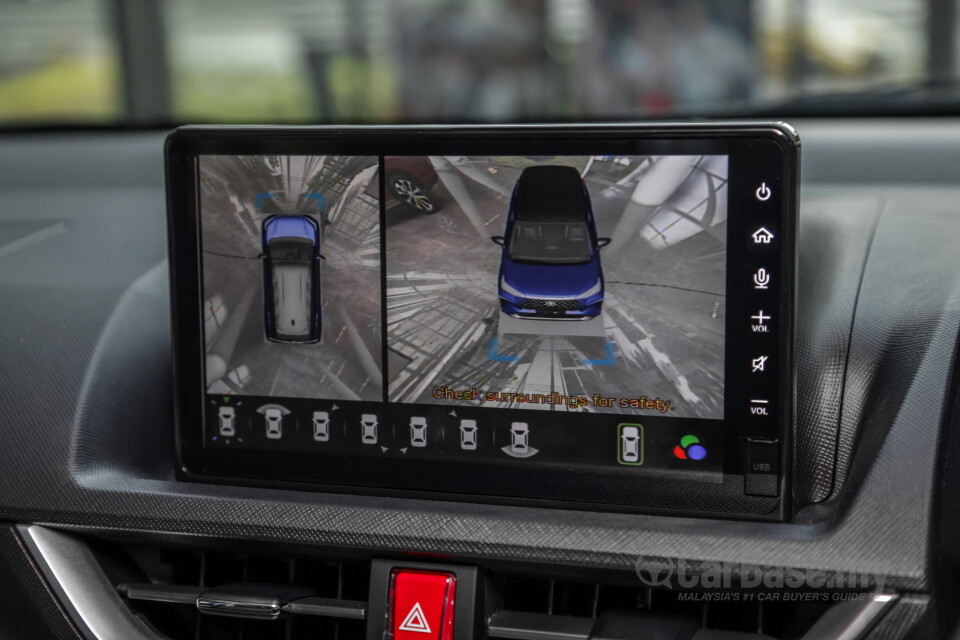 Toyota Veloz W101 (2022) Interior