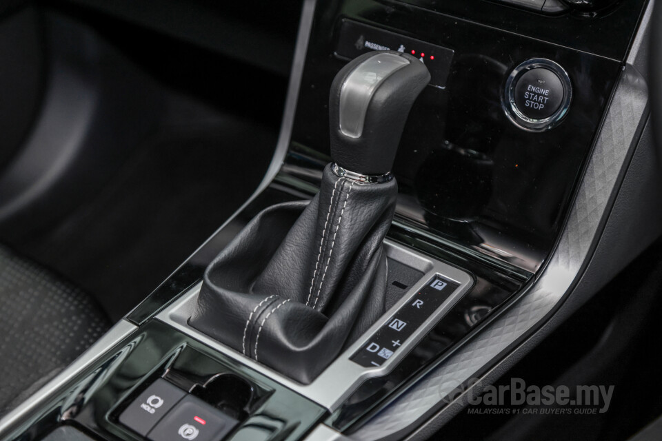Toyota Veloz W101 (2022) Interior