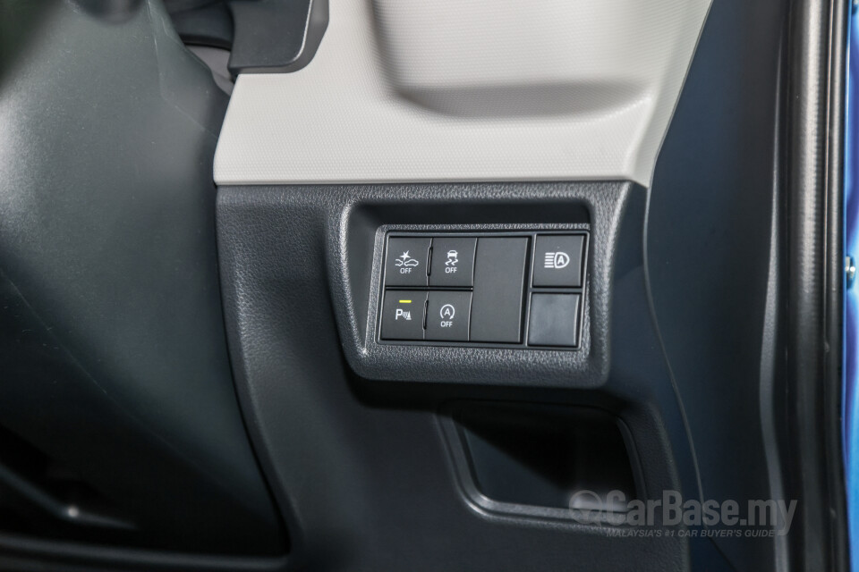 Toyota Veloz W101 (2022) Interior
