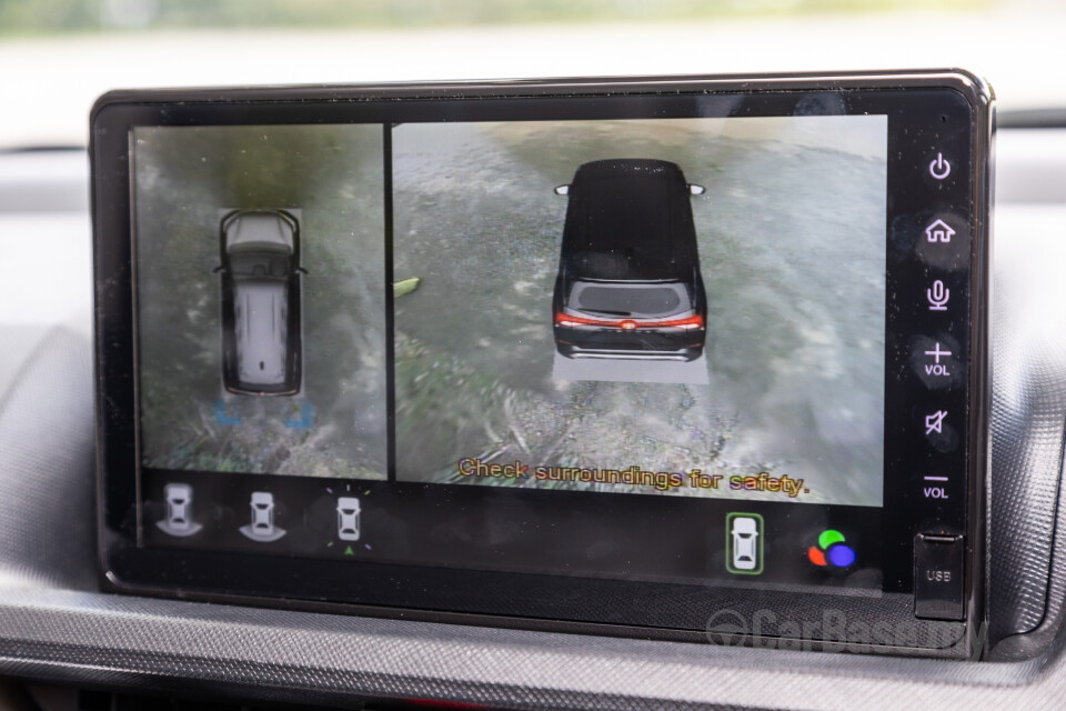 Toyota Veloz W101 (2022) Interior