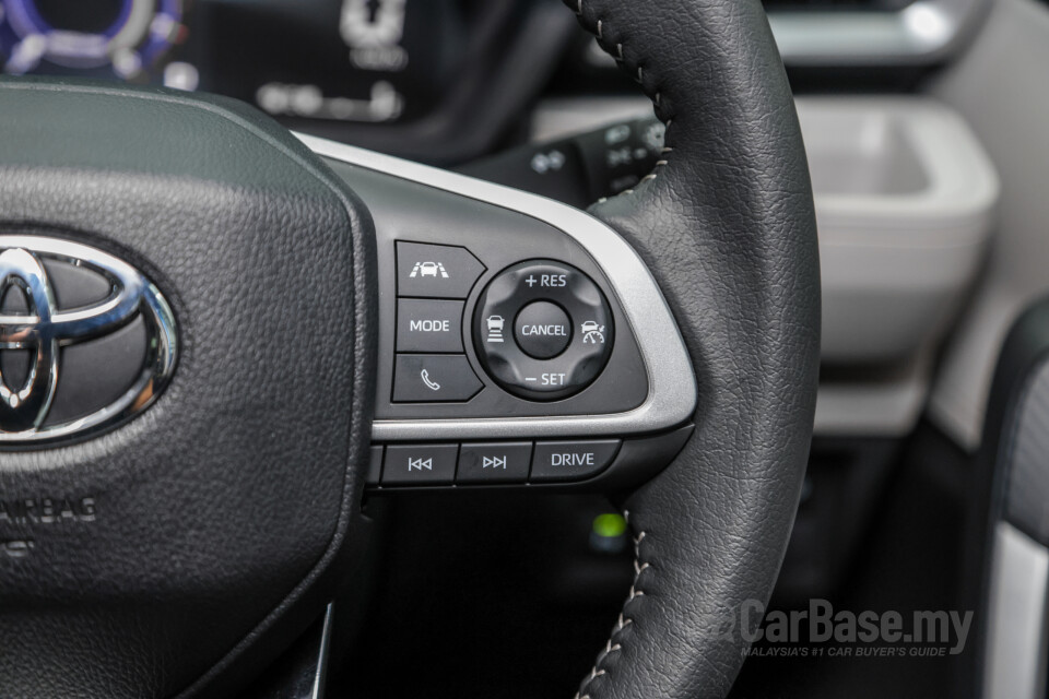 Toyota Veloz W101 (2022) Interior