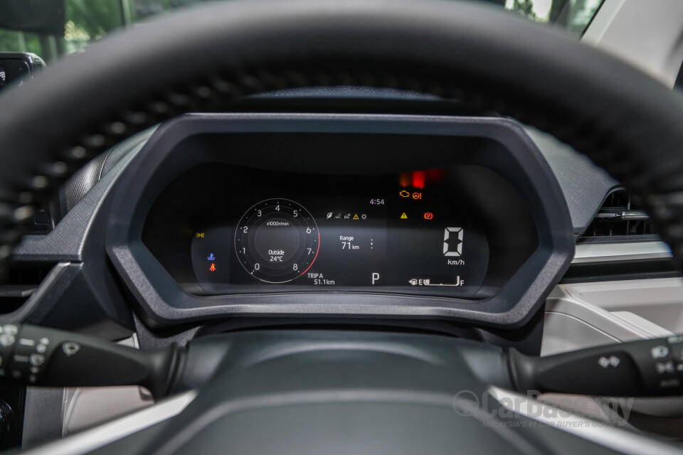 Toyota Veloz W101 (2022) Interior