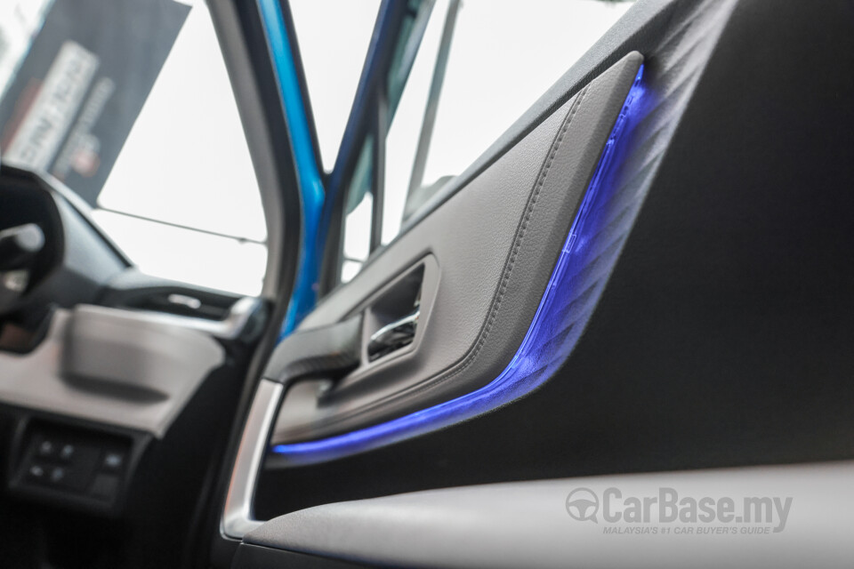 Toyota Veloz W101 (2022) Interior