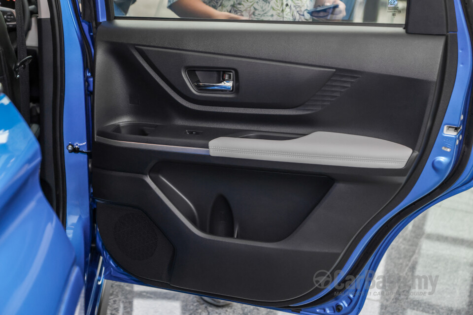 Toyota Veloz W101 (2022) Interior