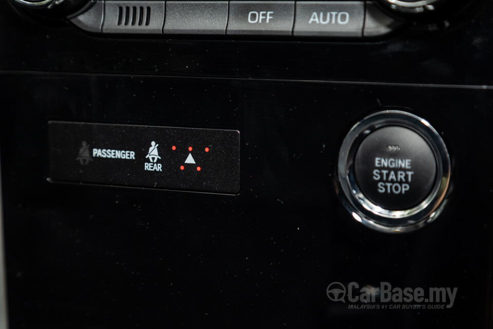Toyota Veloz W101 (2022) Interior