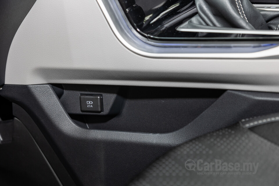 Toyota Veloz W101 (2022) Interior