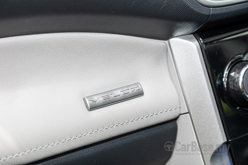 Toyota Veloz W101 (2022) Interior