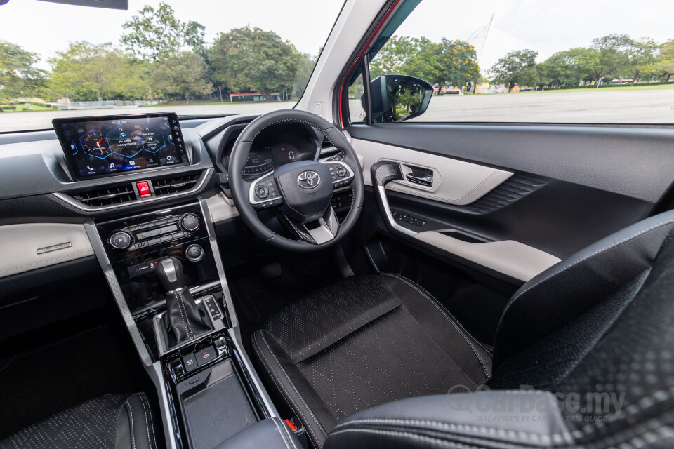 Toyota Veloz W101 (2022) Interior