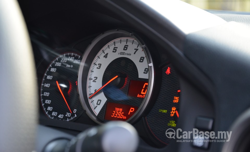 Toyota 86 ZN6 (2012) Interior