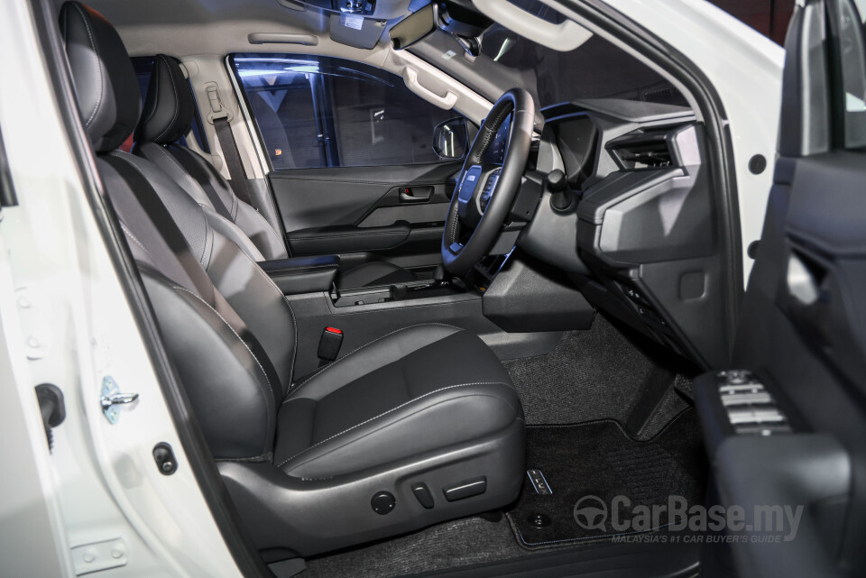 Toyota Hilux AN220/AN230 (2026) Interior
