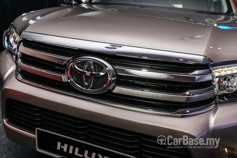 Toyota Hilux Revo N80 (2016) Exterior