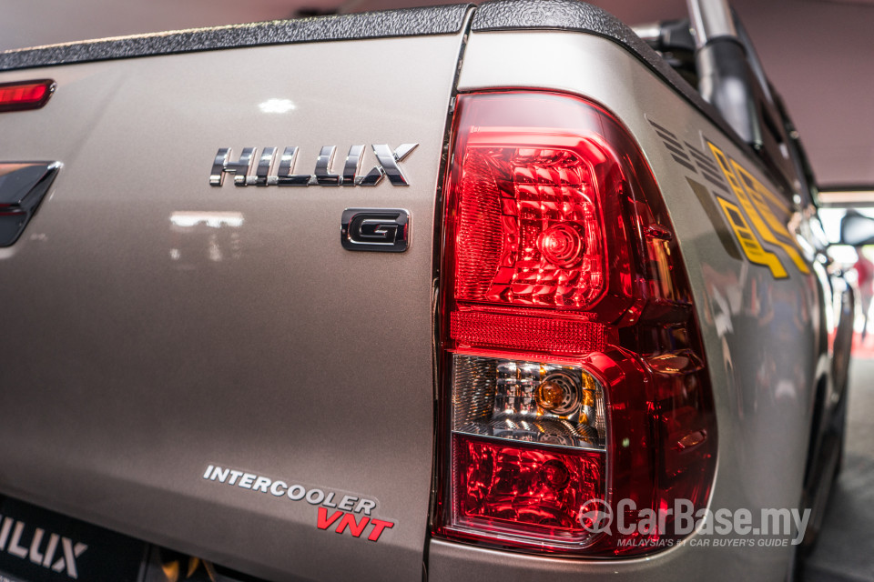 Toyota Hilux Revo N80 (2016) Exterior