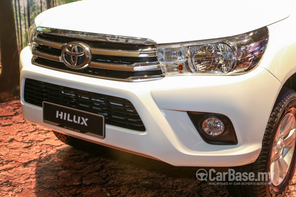 Toyota Hilux Revo N80 (2016) Exterior