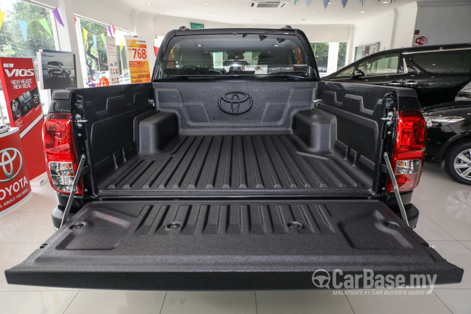 Toyota Hilux Revo N80 (2016) Exterior