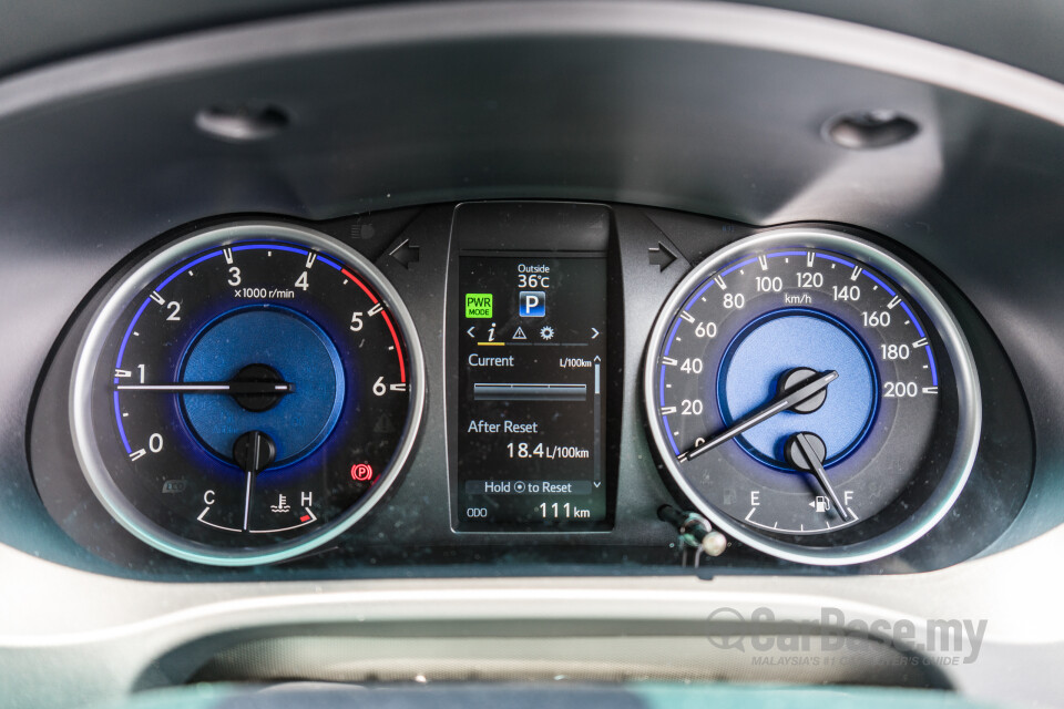 Nissan Navara D23 Facelift (2021) Interior