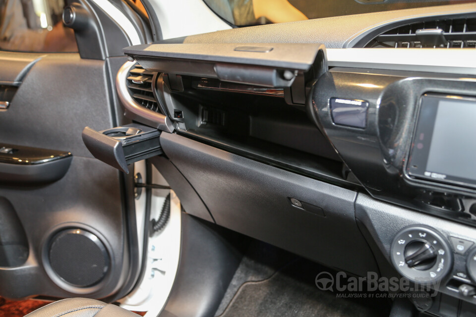 Honda Jazz GK Facelift (2017) Interior