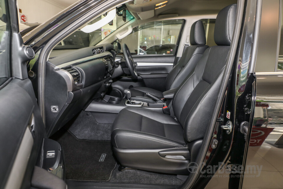 Lexus LS XF50 (2018) Interior