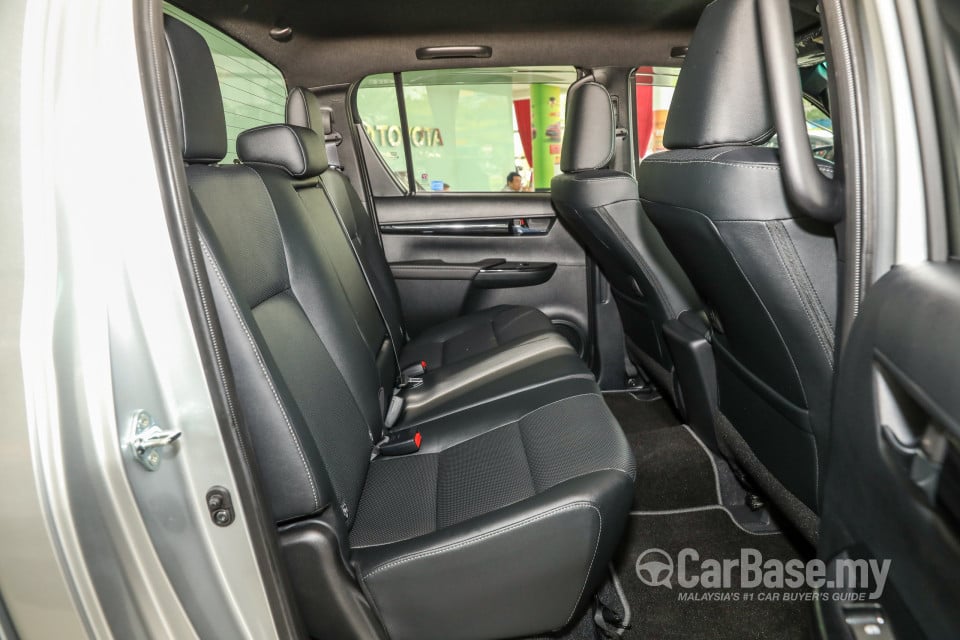 Toyota Hilux Revo N80 Facelift (2018) Interior