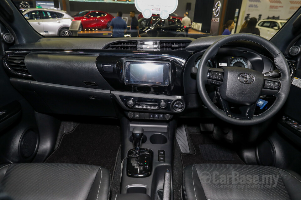 BMW i4 G26 (2022) Interior