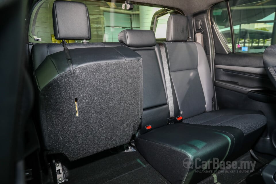 Toyota Hilux Revo N80 Facelift 2 (2020) Interior