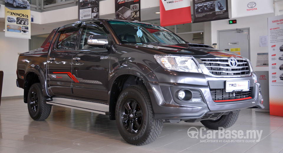 Toyota Hilux N70 Facelift (2011) Exterior