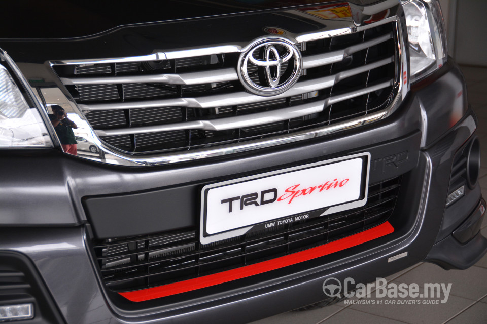 Toyota Hilux N70 Facelift (2011) Exterior