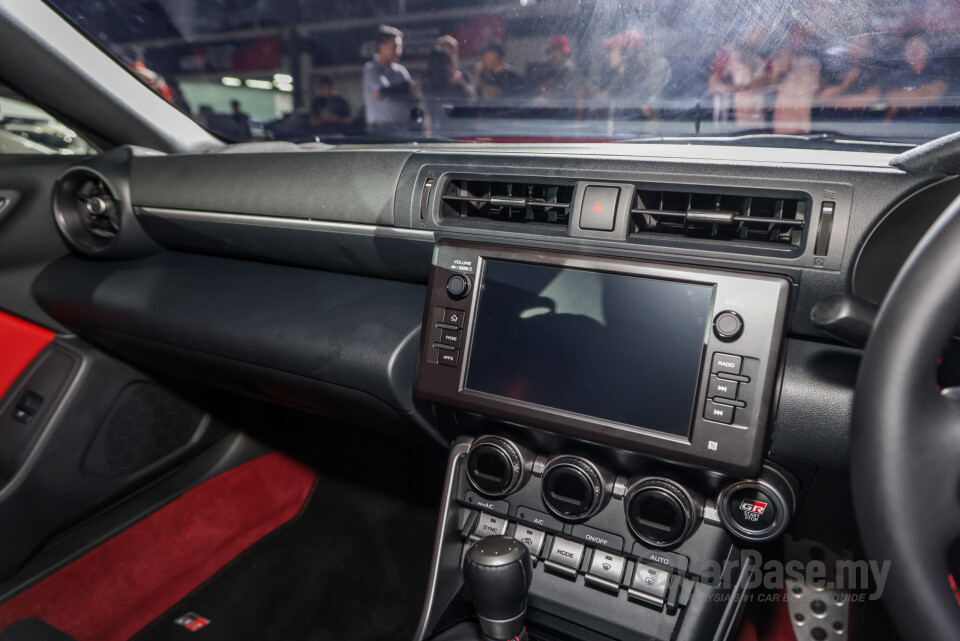 Toyota GR86 ZN8 (2023) Interior