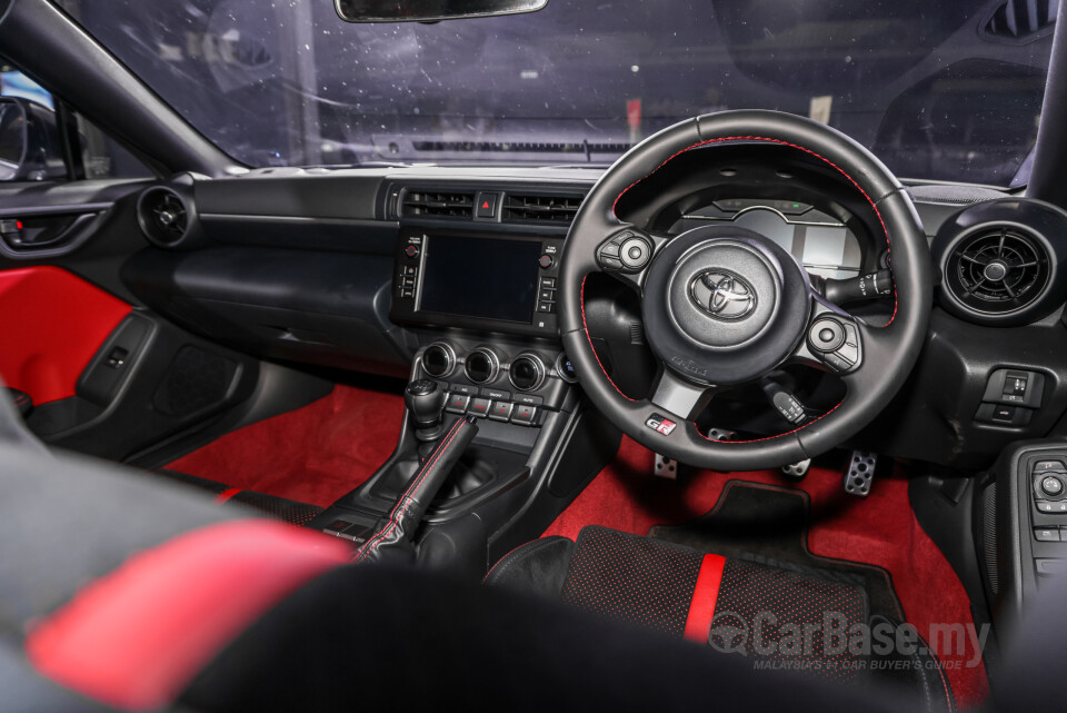 Toyota GR86 ZN8 (2023) Interior