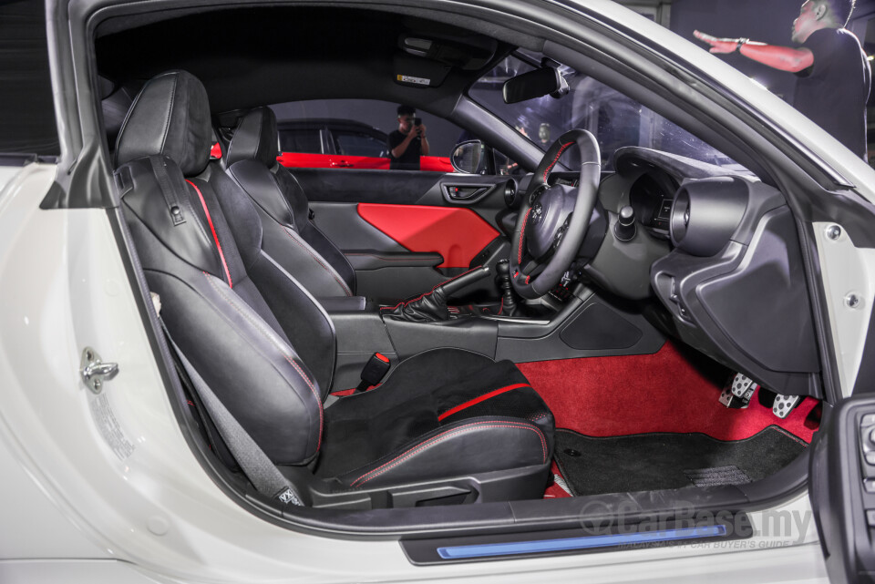 Toyota GR86 ZN8 (2023) Interior