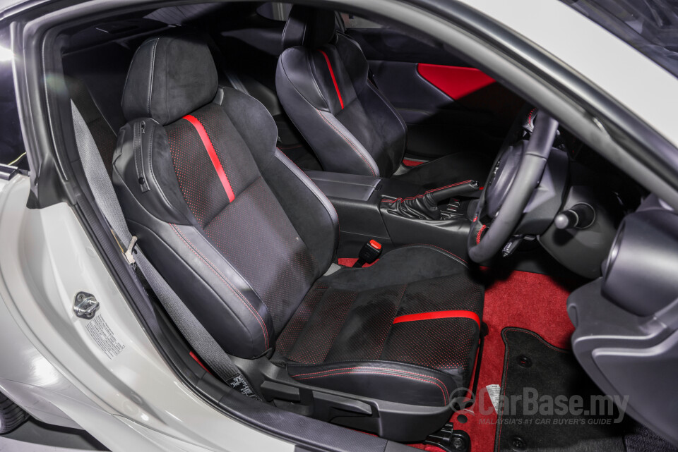 Toyota GR86 ZN8 (2023) Interior