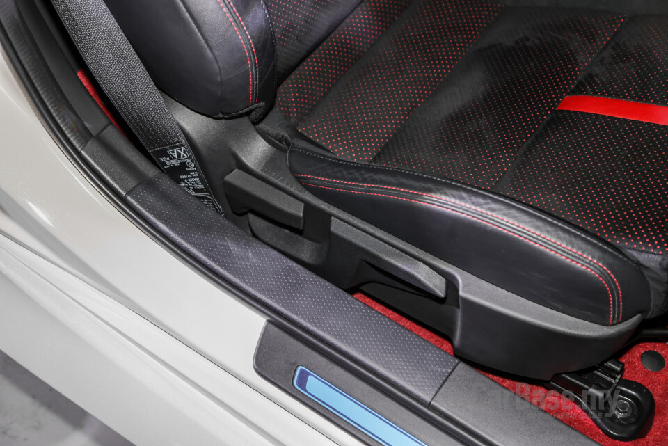 Toyota GR86 ZN8 (2023) Interior
