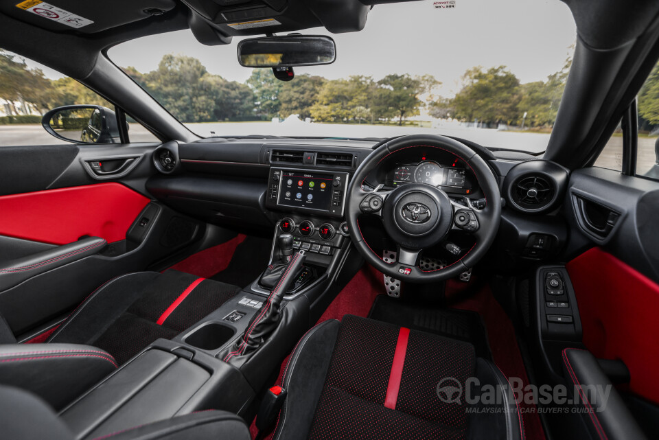 Toyota GR86 ZN8 (2023) Interior