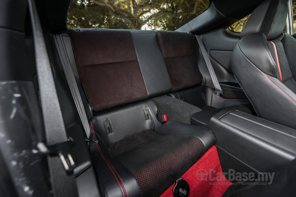 Toyota GR86 ZN8 (2023) Interior