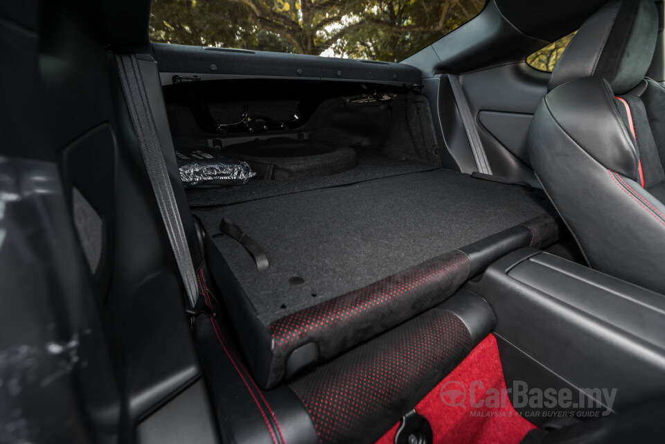 Toyota GR86 ZN8 (2023) Interior