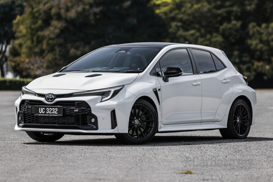 Toyota GR Corolla E210 (2023) Exterior