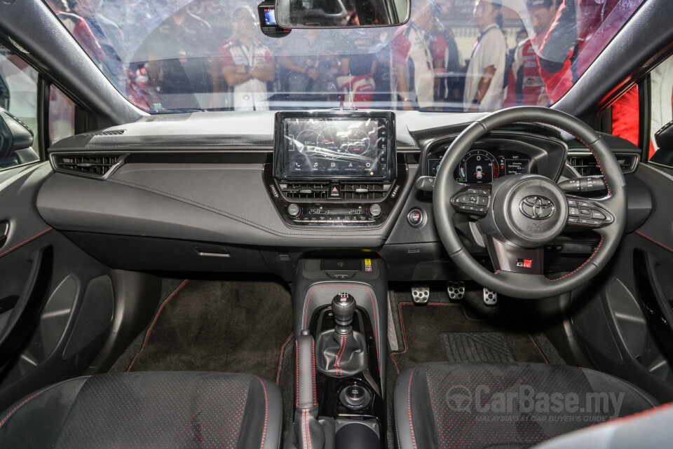 Toyota GR Corolla E210 (2023) Interior