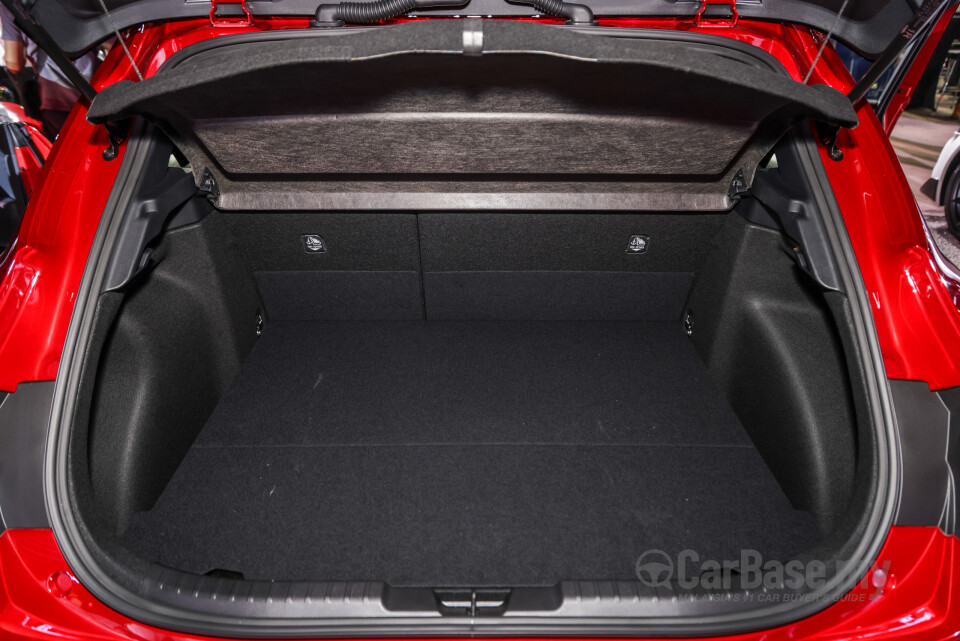 Toyota GR Corolla E210 (2023) Interior