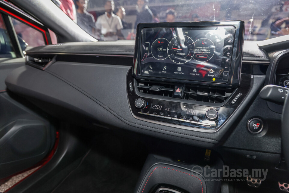 Toyota GR Corolla E210 (2023) Interior