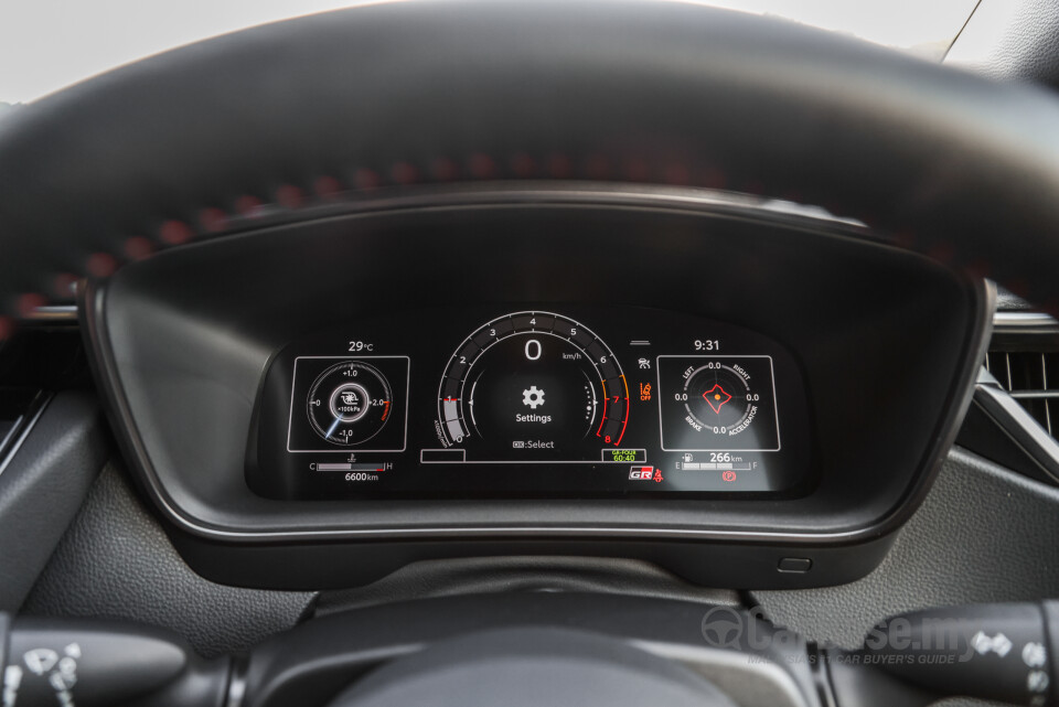 Toyota GR Corolla E210 (2023) Interior