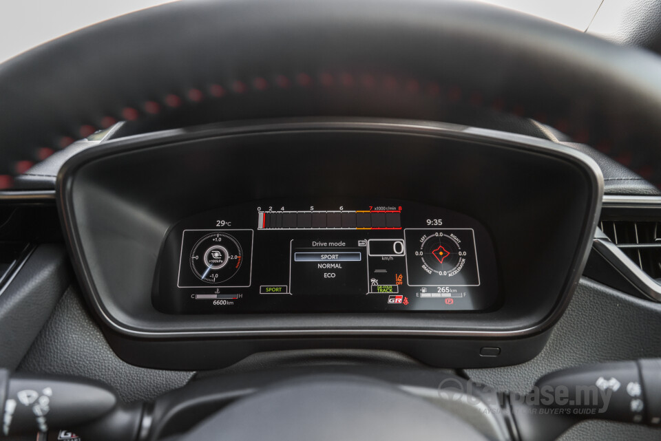 Toyota GR Corolla E210 (2023) Interior