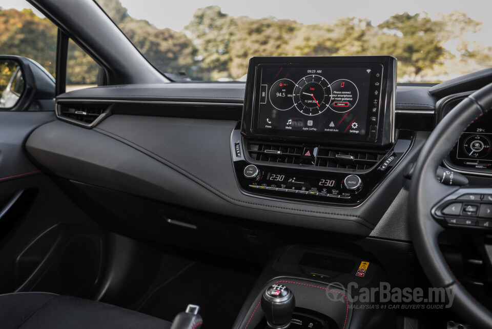 Toyota GR Corolla E210 (2023) Interior