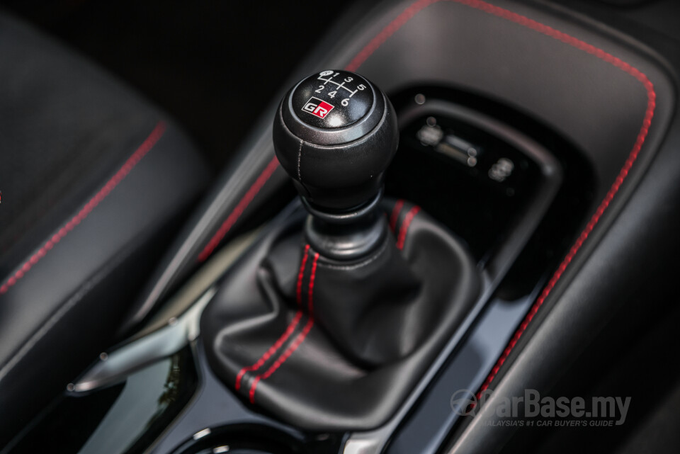 Toyota GR Corolla E210 (2023) Interior