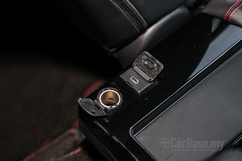 Toyota GR Corolla E210 (2023) Interior