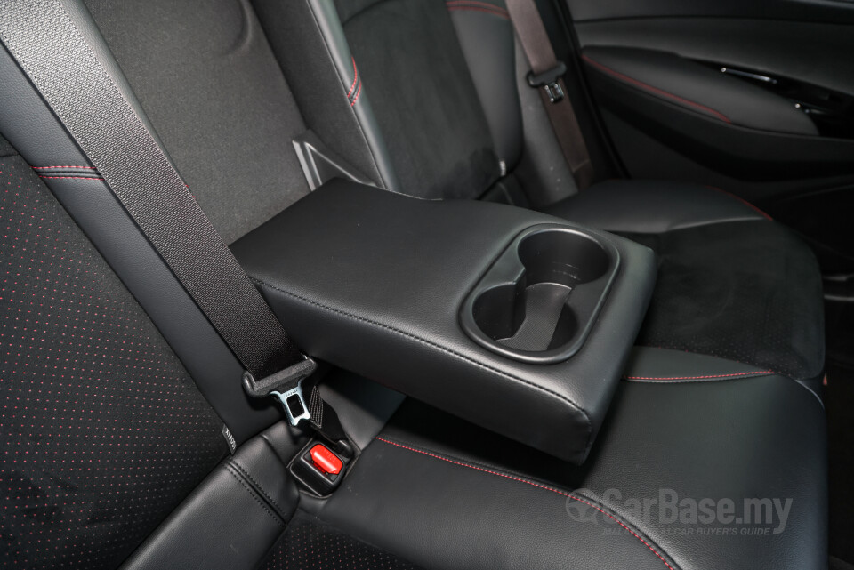 Toyota GR Corolla E210 (2023) Interior