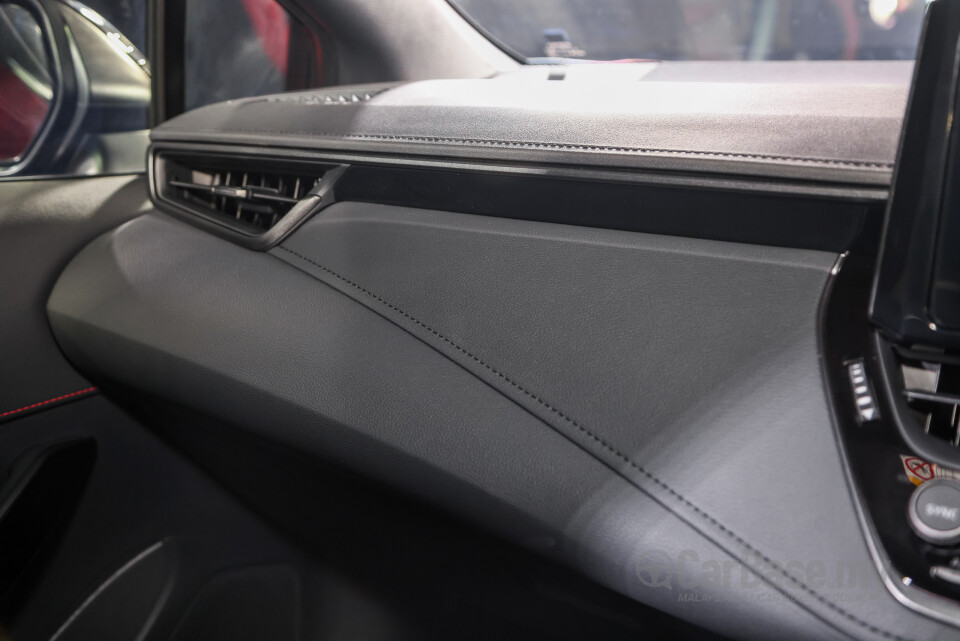 Toyota GR Corolla E210 Facelift (2025) Interior