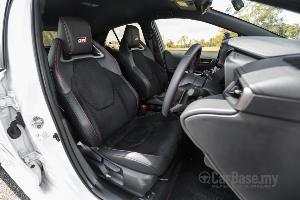 Toyota GR Corolla E210 Facelift (2025) Interior