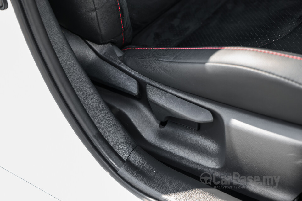 Toyota GR Corolla E210 Facelift (2025) Interior