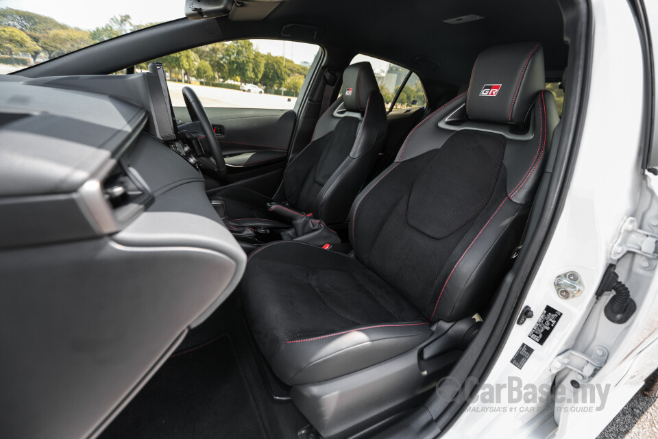 Toyota GR Corolla E210 Facelift (2025) Interior